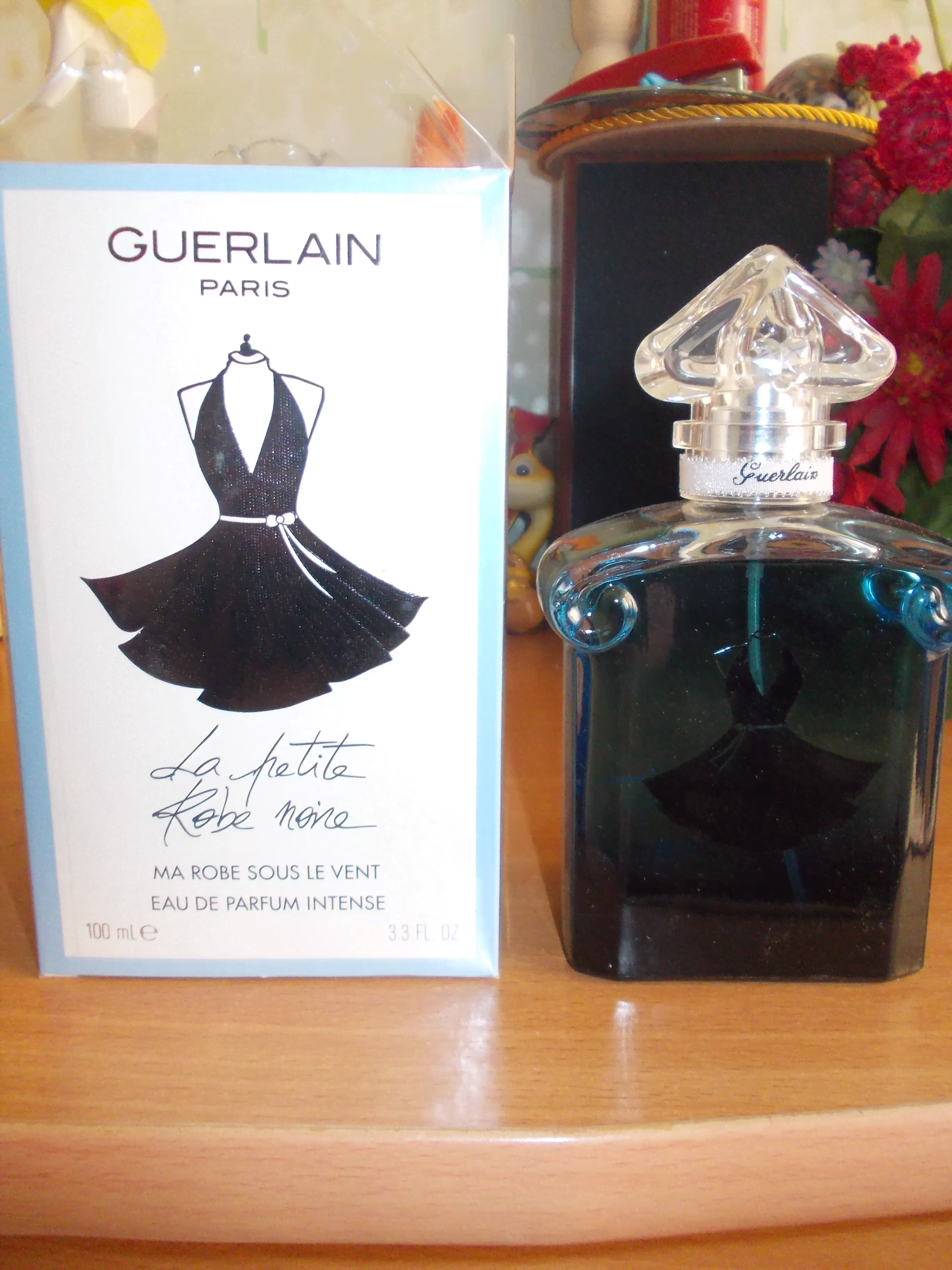 La Petite Robe Noir Intense Guerlain 100мл